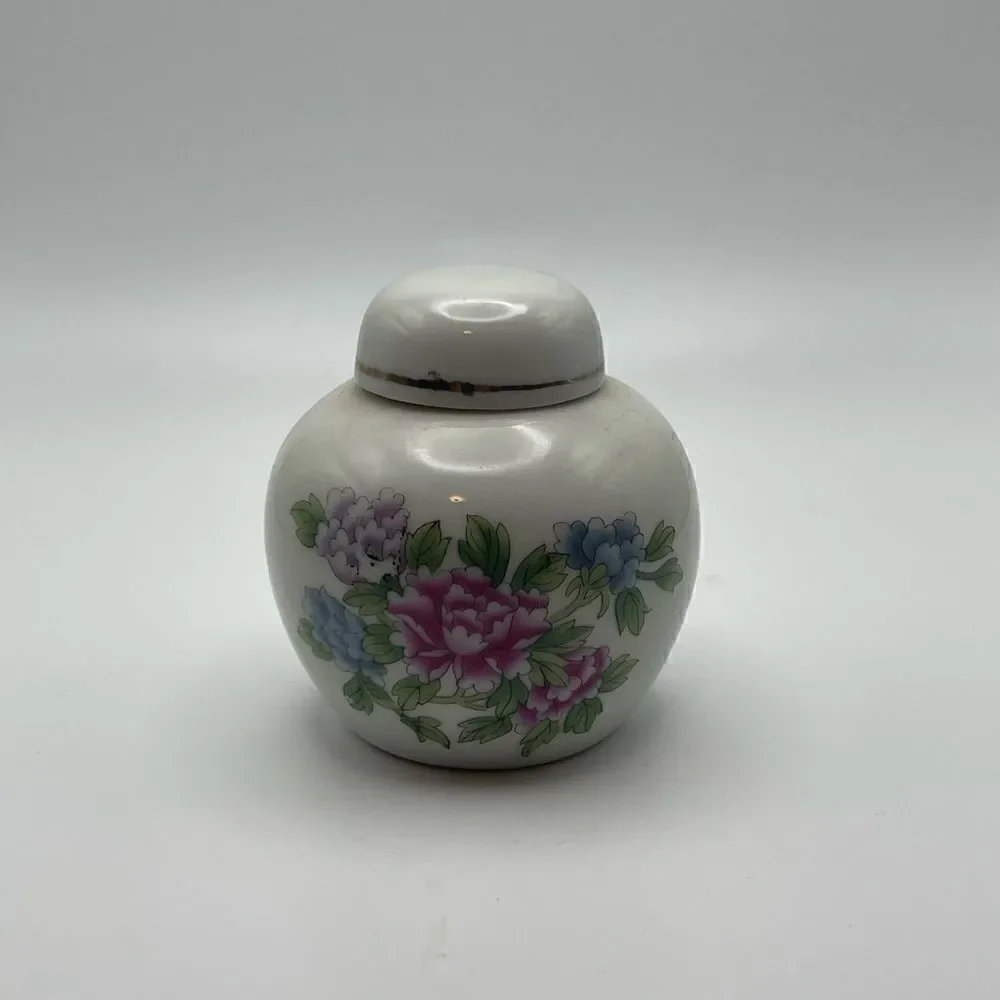 Small white Chinese ginger jar floral vintage